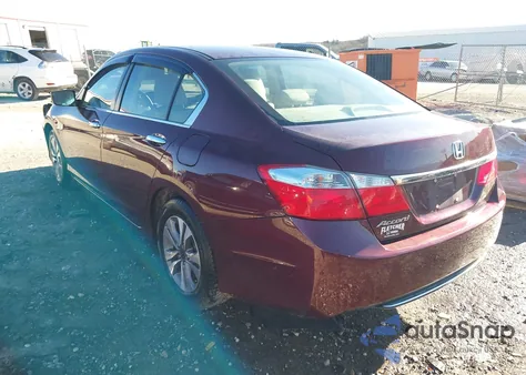 2015 Honda Accord Lx z USA, uszkodzony, nr VIN 1HGCR2F39FA016282